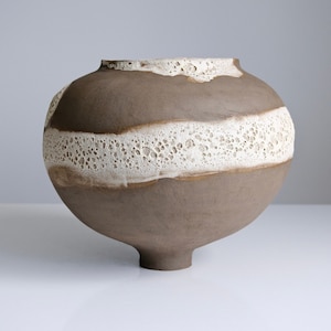ARC // Sculptural Vase / Modern Ceramic Art / Contemporary Art Decor / Unique and Stylish Vase