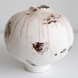 Handmade Ceramic Vase: Sculptural Home Decor, Unique Design