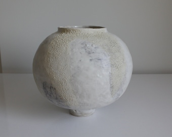 MOON // Handmade Ceramic Vase / Unique Vase / Stylish Vase / Decoration Vase / Sculptural Vasa / Globe Vase