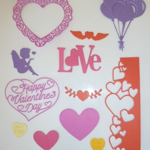 Décoration en papier Joyeuse Saint-Valentin, Variétés de la Saint-Valentin, Cartes de confettis/Scrapbook de la Saint-Valentin, Découpes/Découpes à l'emporte-pièce pour la Saint-Valentin, fait main