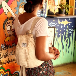 Mini sac à dos en chanvre, sac à dos handmad, cadeau pour femme fille, sac à dos hippie sac à main ados cadeau d'anniversaire cadeau d'anniversaire voyage sac à dos