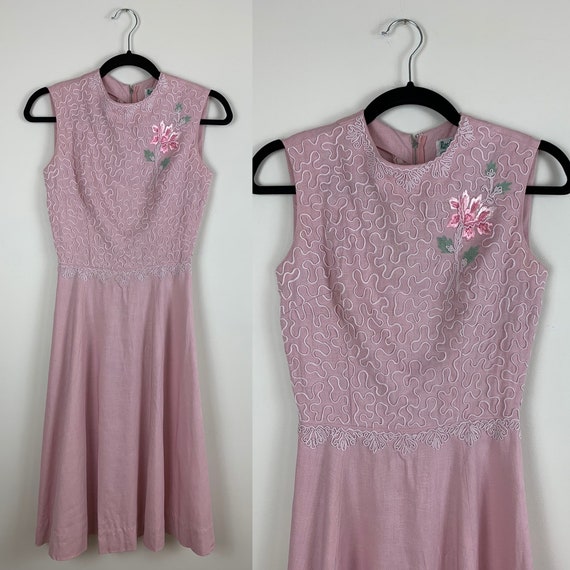 1940s Pink Embroidered and Soutache Irish Linen Dr