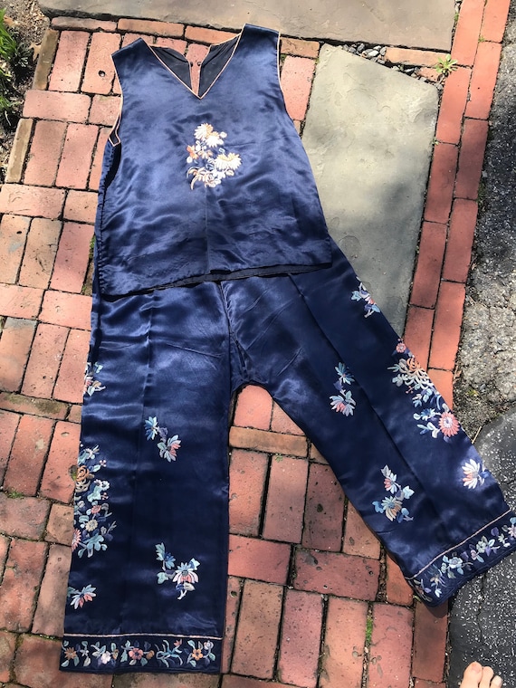 1920s Silk Chinese Embroidered Beach Pajamas Set