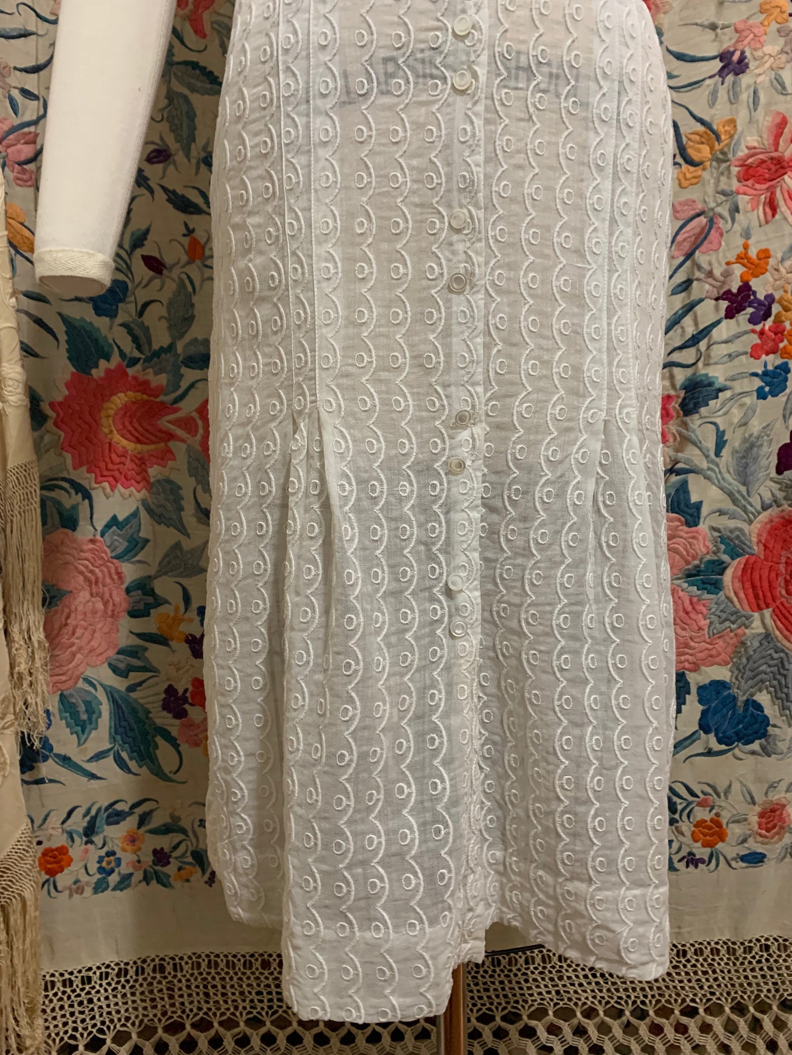 1930s White Cotton Eyelet Lace Prima Donna Puffed Sleeve Dress | Etsy