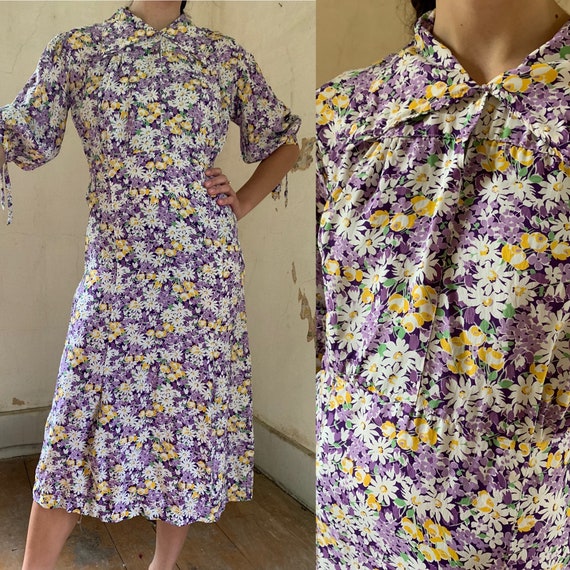 1930s Purple Floral Rayon Crepe Dagger Collar Dres
