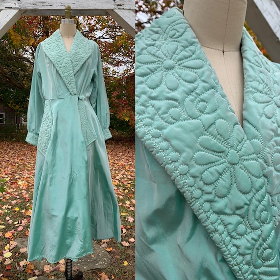 1940s Iridescent Teal Rayon Quilted Robe Dressing
