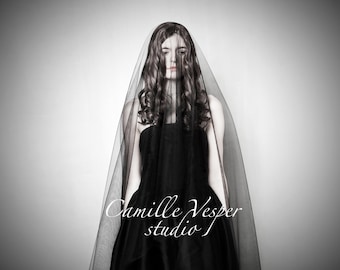 Gothic wedding veil. Black bridal veil. Black wedding veil. Goth veil.