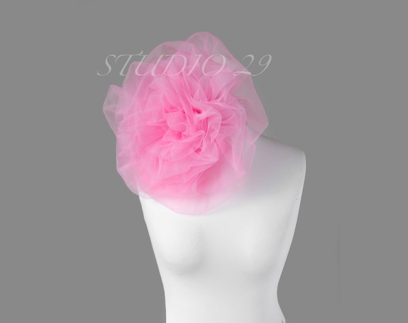 Large pink tulle flower choker necklace with satin ribbon bow tie Oversized fabric flower choker Tulle necklace Photoshoot choker flower neck tie