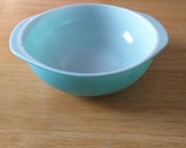 Vintage turquoise pyrex