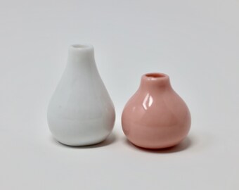 Dollhouse Miniatures Collection of Glass Flower Vase Urn Glassware Home Decor