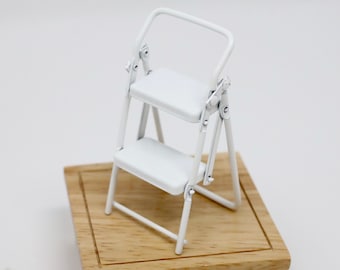 tiny step stool