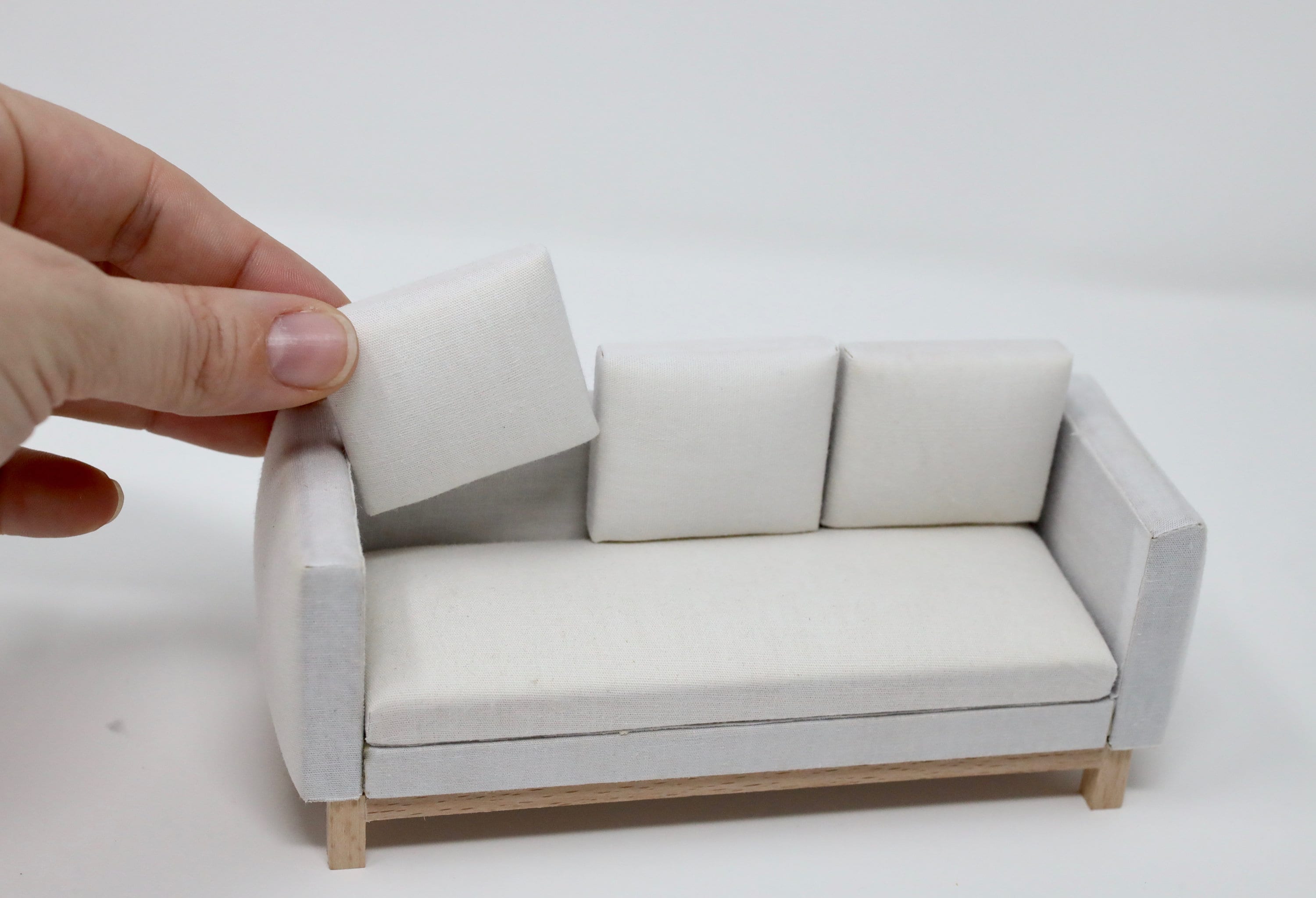 Dollhouse Miniature Couch Dollhouse Sofa White Couch Dollhouse Etsy