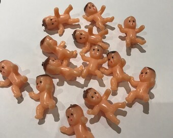 PLASTIC BABY CHARMS