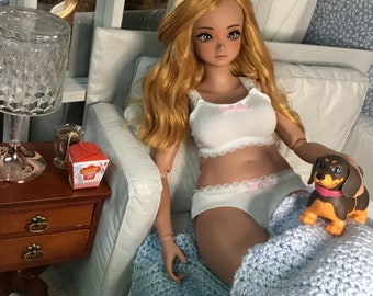 Smart doll PEAR BODY  white top and panty set