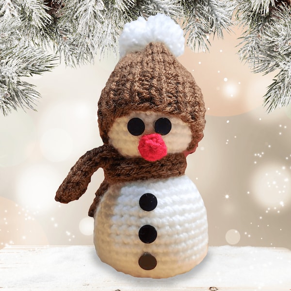 Hand-knitted "Snowmen in a hat and scarf" 4-5in height | Gift | Toy | Keychain | Plushie | Crochet