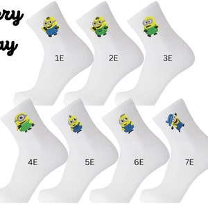Socquettes de sport Minion unisexes brodées personnalisées pour toutes les occasions (7 paires)