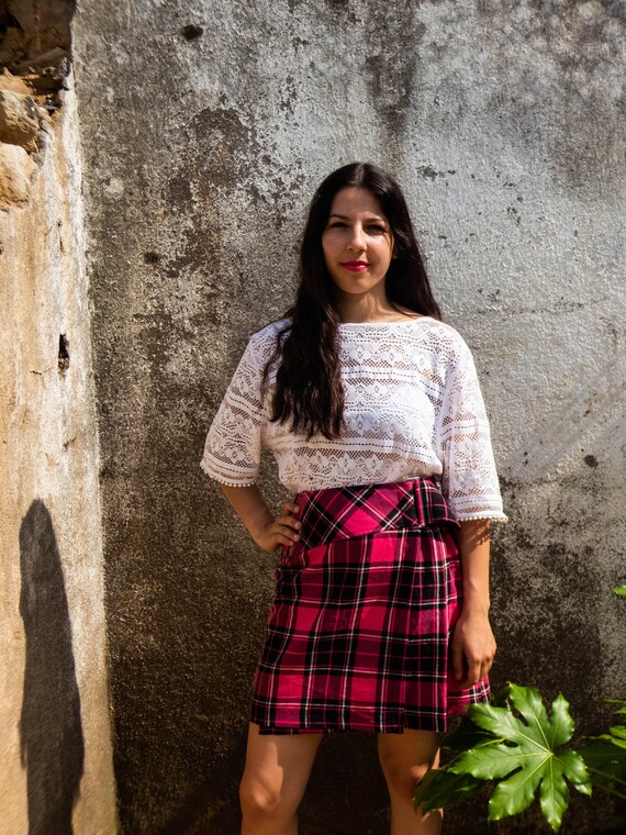 90s Vintage Preppy Mean Girls Black and Hot Pink Plaid Checkered