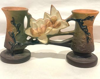 Roseville Magnolia Double Bud Vase 186-4 Art Pottery Circa 1943 Brown Glaze