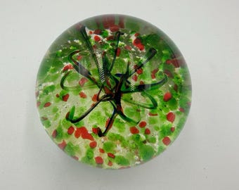 Vintage kunstglas presse-papier Murano-stijl gecontroleerde bubbel groen rood 2"