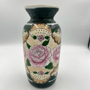 Vintage Hand Painted Cabbage Rose Ceramic Vase Gold Trim Crackle Glaze Cottage
