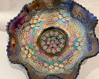 Fenton kersenketting amethist carnaval glazen kom met ruches ca.1910s