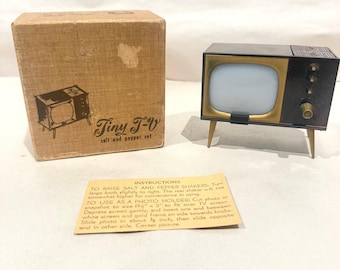 Vintage 1950s Tiny TV Salt & Pepper Shakers Photo Holder Box MCM Novelty Set