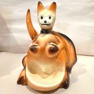 Vintage 1956 McCoy Boxing Kangaroo Dresser Caddy Planter Pulp Fiction Prop MCM