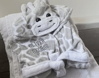 Personalised Baby dressing gown, baby giraffe bath robe, child bath robe, child dressing gown, personalised bath robe,