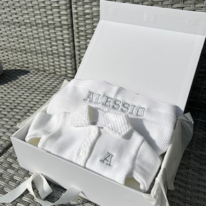 Personalised Baby gift set in White, White Knitted Cardigan, Newborn white cardigan, christening cardigan, Personalised baby blanket