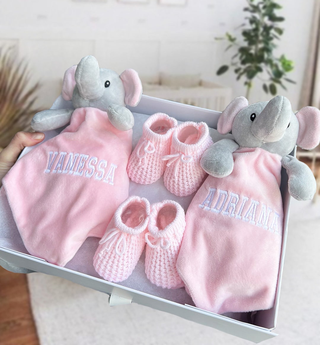 Buy Twin Baby Gift Set, Personalised Newborn Gifts for Twins, Neutral Twin  Gift Online in India