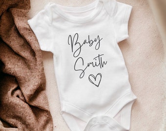 Baby wächst Weste, personalisierte Babyweste, neues Baby, Babyjungengeschenk, Babymädchenweste, Babyankündigung, Babyankündigung