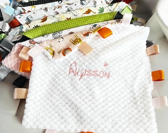 Baby Taggiez, Baby sensory cuddle taggie comforter