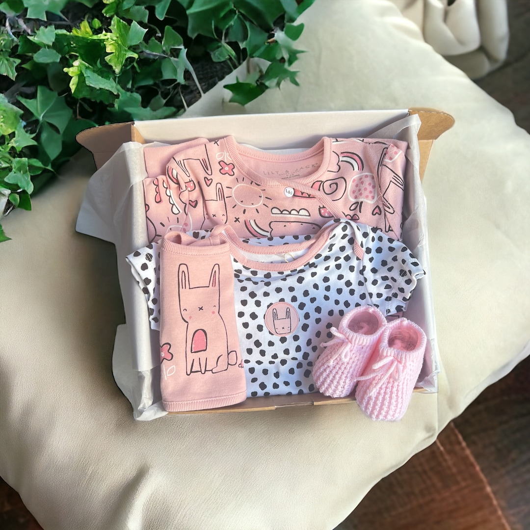 New Baby Girl Gift Baby Clothes Gift Set, Baby Shower, Sleep Suit, Baby ...
