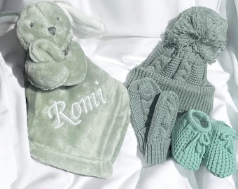 Unisex baby hamper, neutral baby boy girl gif, Personalised baby shower gift, Baby Bunny gift, baby boy gift set, baby girl gift