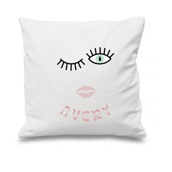 Eyelash cushion 2025
