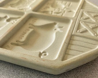 Vintage Pampered Chef Farmyard Friends Mold -Stoneware Cookie Mold- Soap Mold