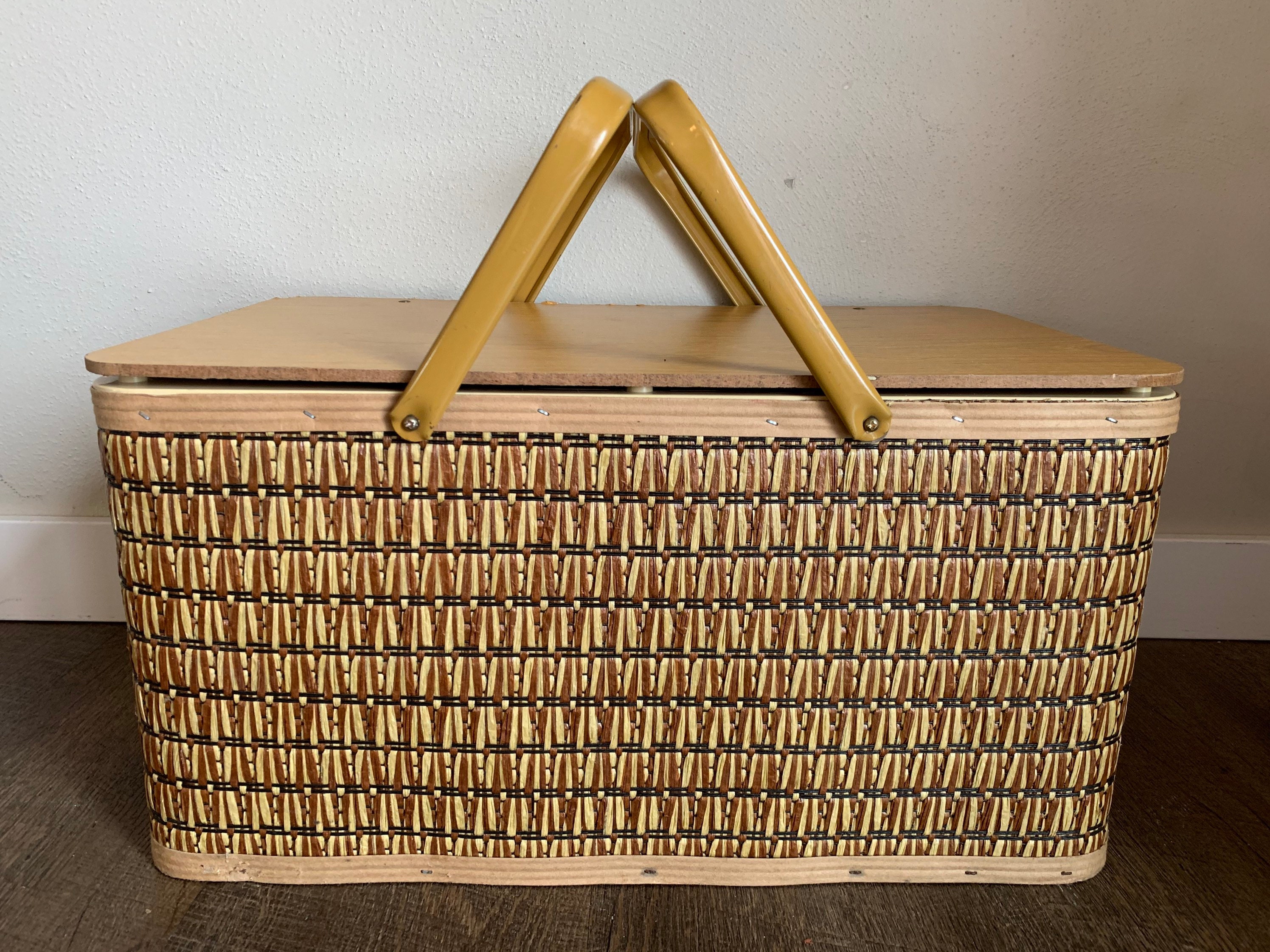 Vintage Burlington Picnic Basket with Plastic Dishes Brown Etsy