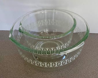 Vintage Glass Pyrex Mixing Bowls - Atomic Era Sunbeam Mixing Bowls - MCM Mixing Bowls - Retro Kitchen