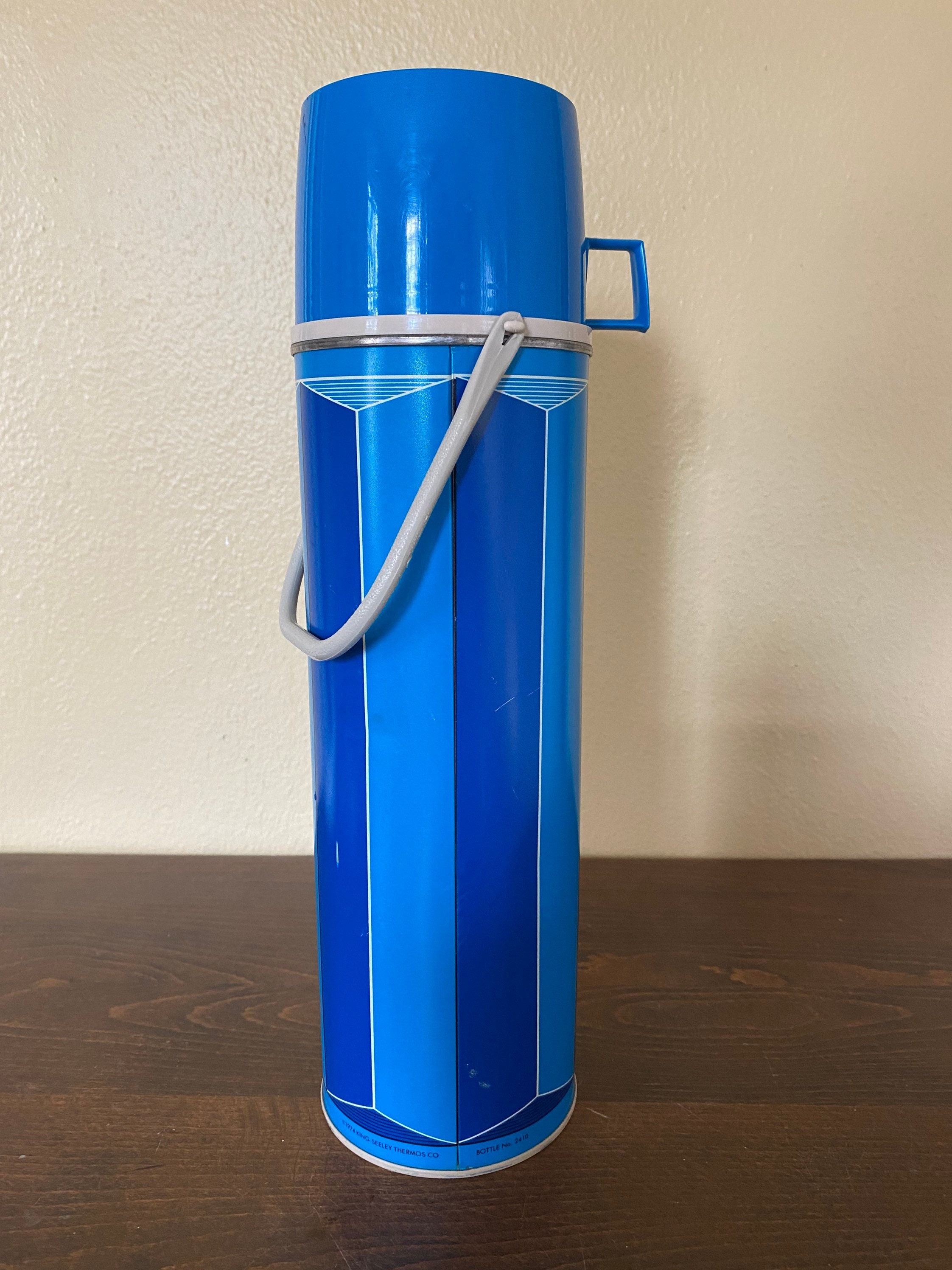Vintage Thermos Blue 32oz Water Jug Large Insulated Plastic, 1980s Retro 