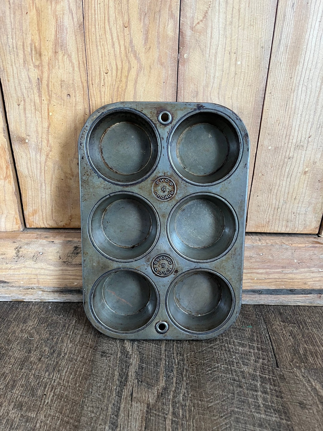 Vintage 6 Cup Muffin / Cupcake Standard Size Tin Ekco Bakeware