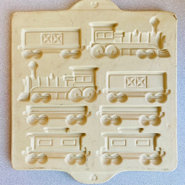Vintage The Pampered Chef Family Heritage Home Town Train Cookie Mold - Pampered Chef - Train Baking Mold - Train Decor - Stoneware Cookie