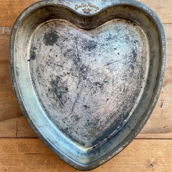 Vintage Bake King Heart Shaped Cake Pan - Vintage Bakeware, Heart Decor, Wedding Decor - Vintage Cake Pans - Farmhouse Kitchen