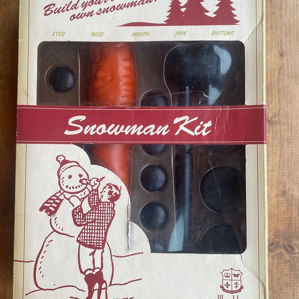 Vintage 12 Piece Plastic Snowman Kit - 1 Carrot, 2 Eyes, 5 Mouth Pegs, 3 Buttons - Winter Decor, Children Outdoor, Snow Party, Costume