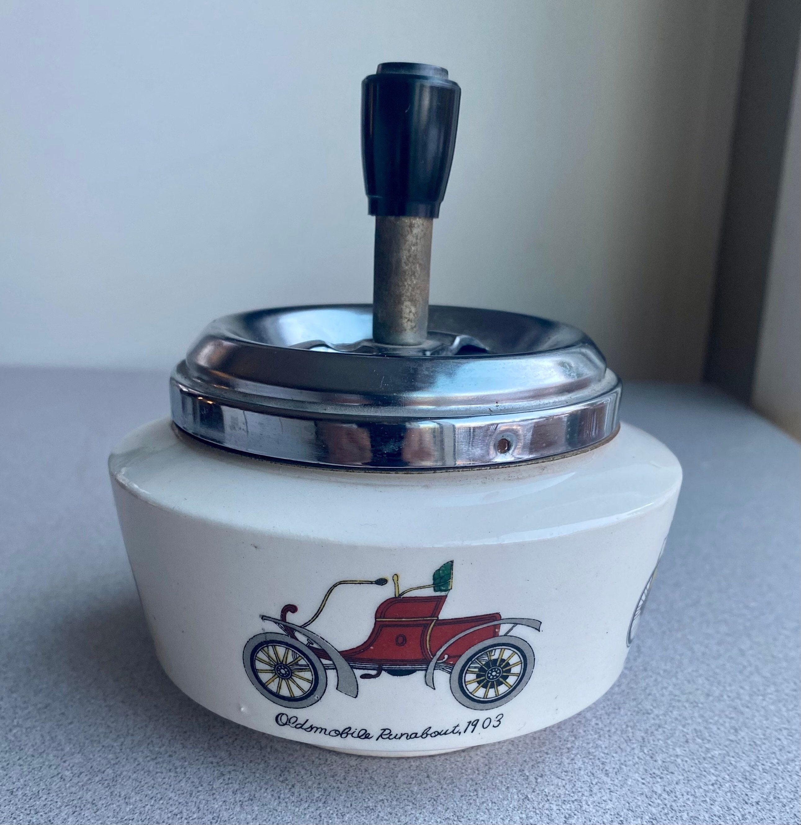 Vintage MCM Push Down Spinning Ashtray With Antique