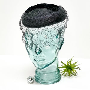 Vintage Pillbox Hat / Vintage Veiled Hat / Vintage Fascinator Hat / Vintage Derby Hat image 1