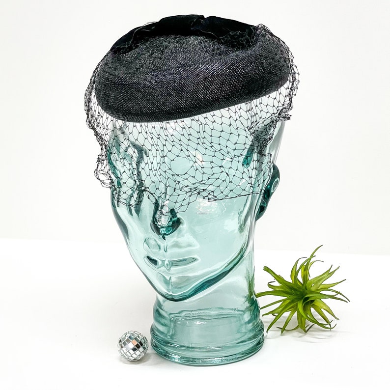 Vintage Pillbox Hat / Vintage Veiled Hat / Vintage Fascinator Hat / Vintage Derby Hat image 1