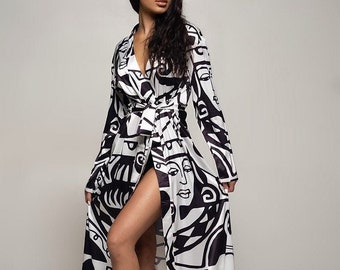 CLEARANCE! Queen of Hearts Long Robe, Housecoat, black and white floor length robe with pockets, silky soft modern design abstract robe