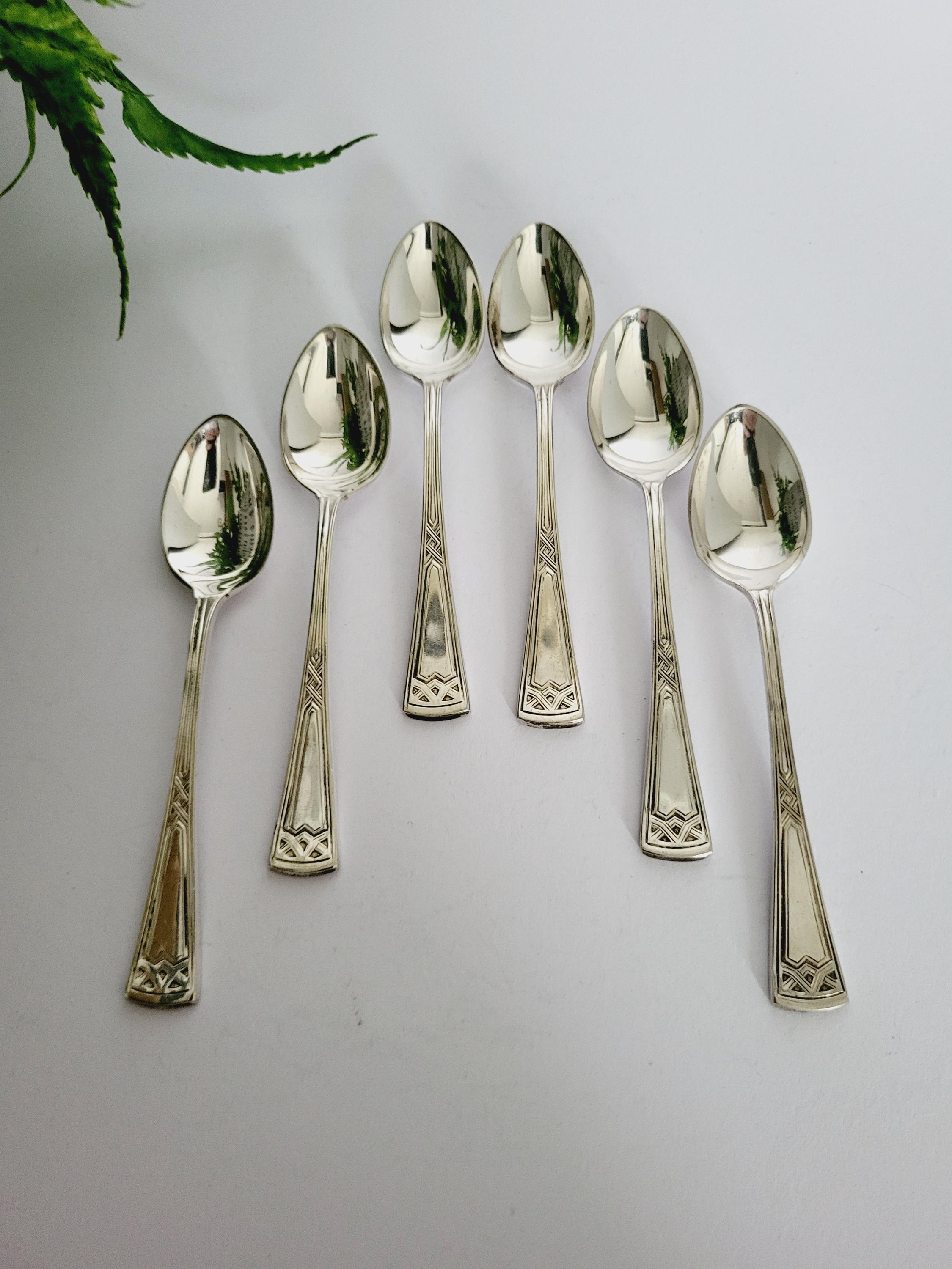   デンマーク製 ティースプーン6本セットE.P.N.S デンマーク製 ティースプーン6本セットE.P.N.S 魅力的なシルバーメッキ