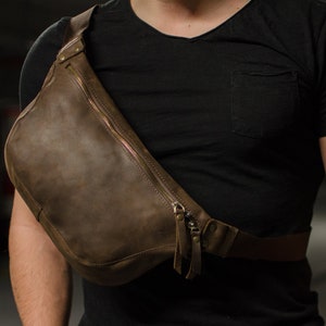 Men's Louis Vuitton Belt Bags and Fanny Packs from $1,422