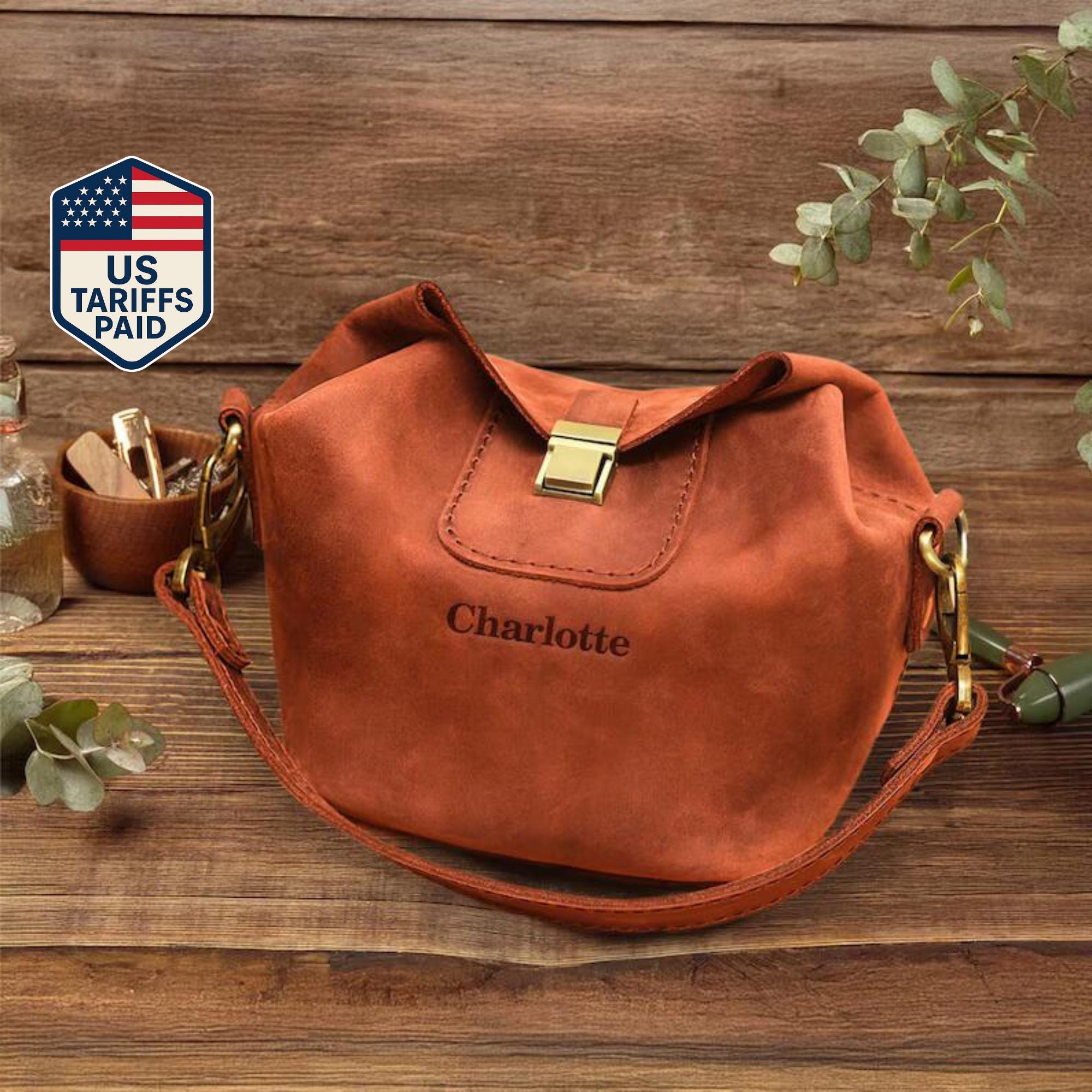 Leather makeup bag, womens gift, cosmetic dopp kit, leather toiletry bag, wedding gift, skincare storage, womens beauty bag gift